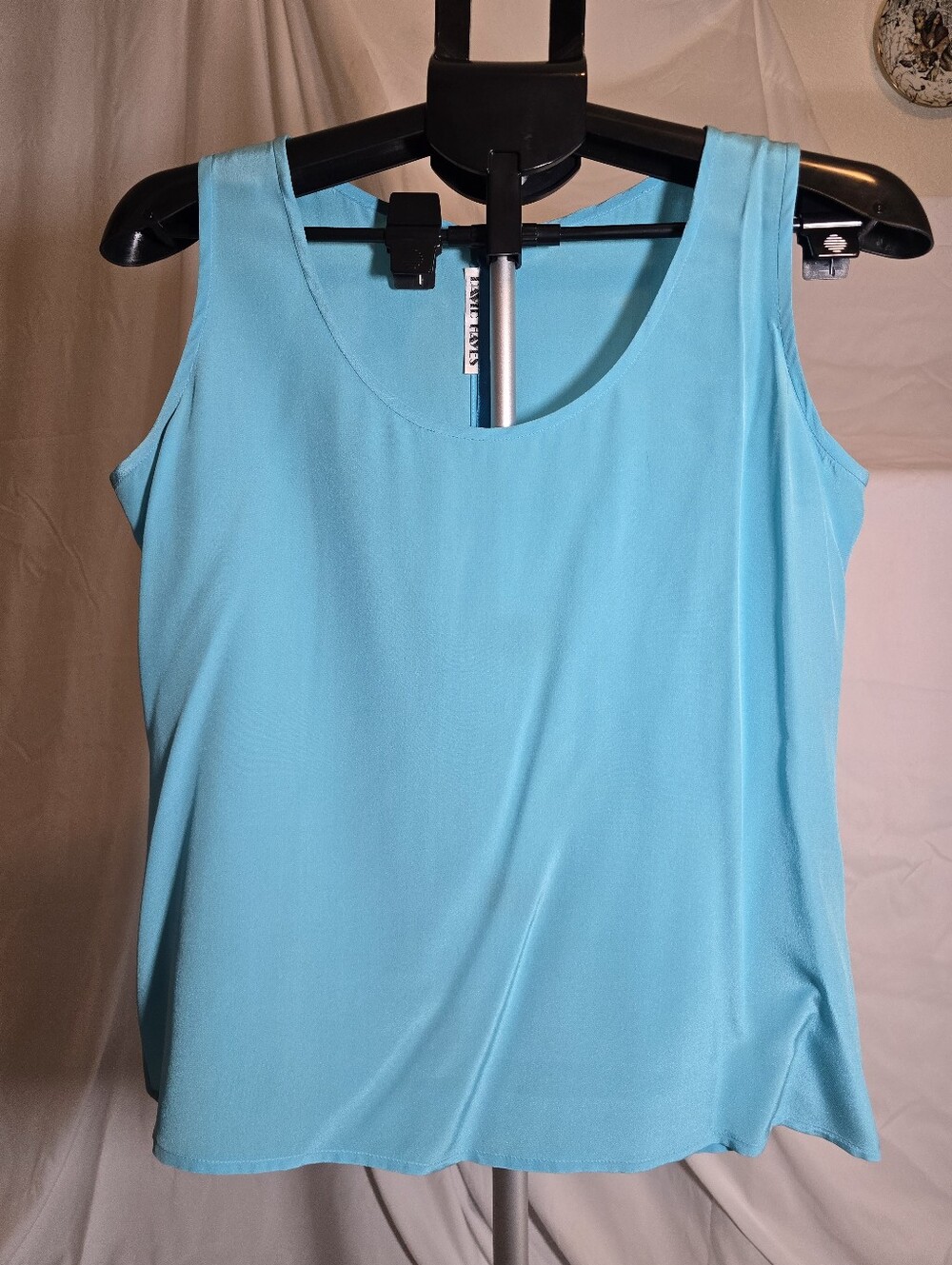 David Hayes Light Blue Sleeveless Scoop Neck Silk Tank Top